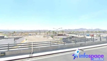 Female Bathroom - Los Cabos International Airport Road