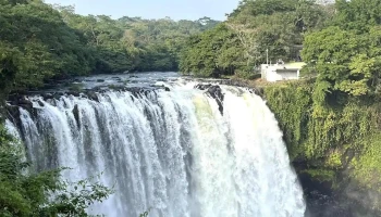 Mirador Cascada Salto de Eyipantla - La Guadalupe