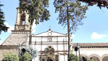 Parroquia de Santa María Nativitas - Calimaya De Díaz González