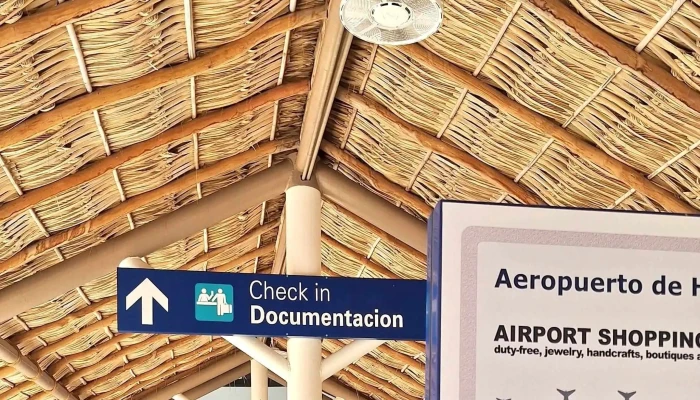 Aeropuerto Internacional Bahias De Huatulco Fotos - Santa María Huatulco