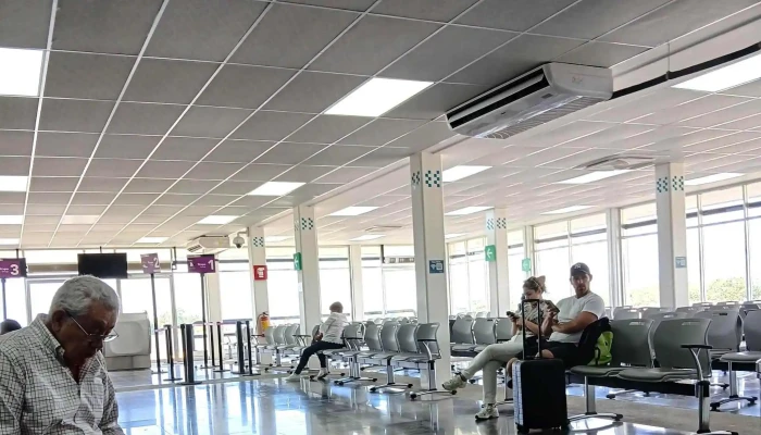 Aeropuerto Internacional De Puerto Escondido -  Catalogo - Puerto Escondido