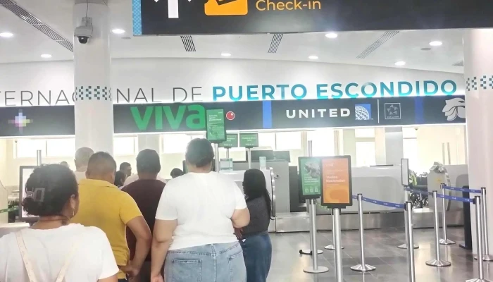 Aeropuerto Internacional De Puerto Escondido - Puerto Escondido