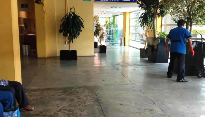 Autobuses Oro Terminal Poniente -  Instagram - Heroica Puebla de Zaragoza