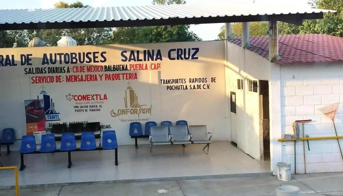 Autobuses Trail Travel Terminal Salina Cruz -  Direccion - Salina Cruz
