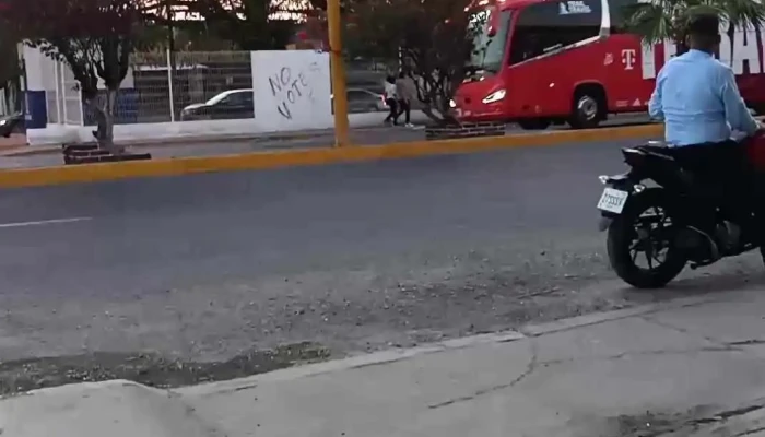 Autobuses Trail Travel -  Videos - Juchitán de Zaragoza
