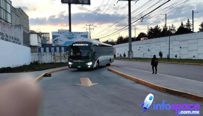 Autotransportes Flecha Roja Comonfort -  Autobus - Santa Ana Tlapaltitlán
