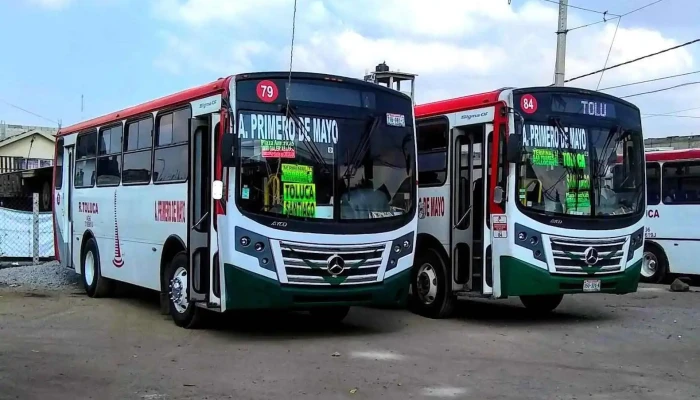 Autotransportes Primero De Mayo Sa De Cv Barcelona Bus Turistic - Santiago Tianguistenco de Galeana