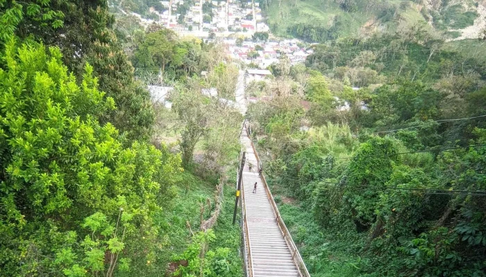 Barrio La Libertad Municipio De Ixhuatan Chiapas Parque Infantil - Ixhuatán