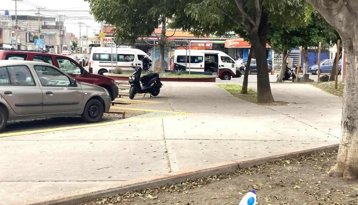 Base De Combisautobuses Automovil - Ojo de Agua