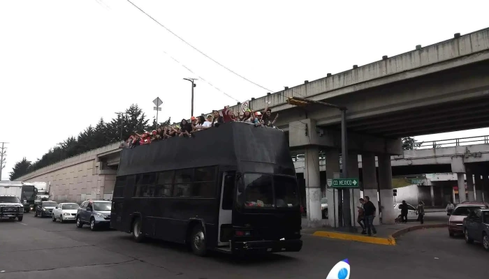 Caminante Pilares -  Autobus - San Jerónimo Chicahualco