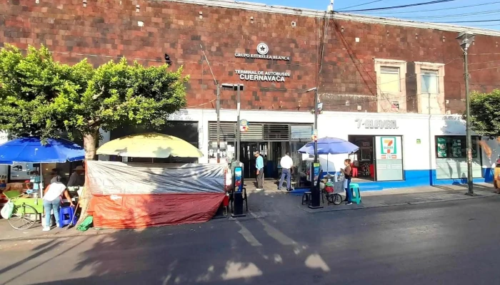 Central De Autobuses Etn Turistar En Cuernavaca -  Numero - Cuernavaca