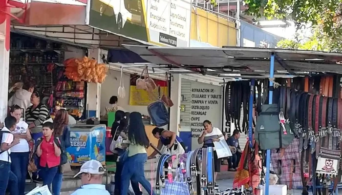 Central De Autobuses Lineas De Oriente Central Vieja Videos - Culiacán Rosales