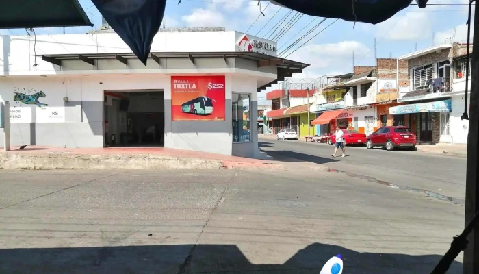 Cristobal colon autobuses salidas - Los Naranjos