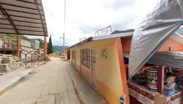 Edificio Municipal De San Miguel Peras -  Direcciondeg - San Miguel Peras