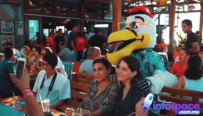 El Muchacho Alegre -  Del Propietario - Mazatlán