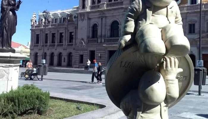 Estacion Catedral, Vivebus - Chihuahua