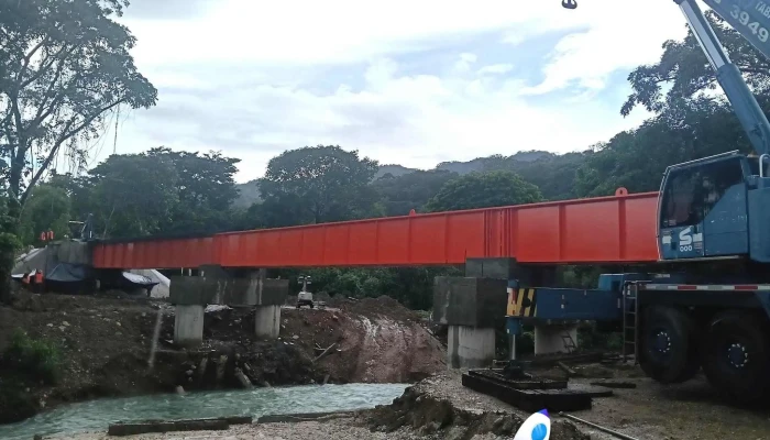 Estación de Ferrocarril - Salto De Agua