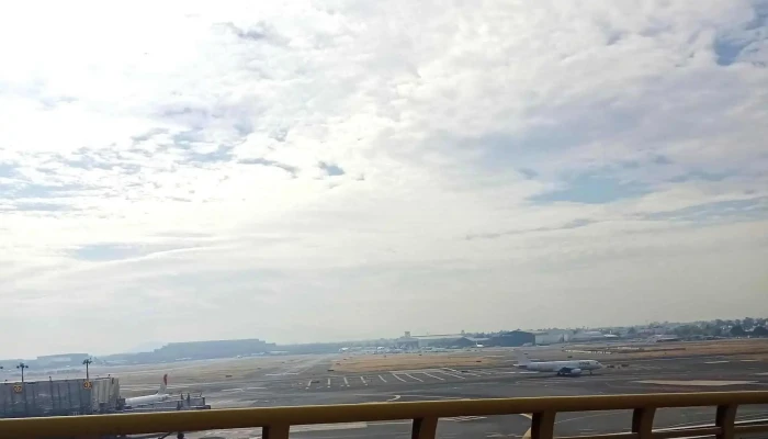 Estacionamiento Terminal 2 -  Direccion - Venustiano Carranza, Ciudad de México