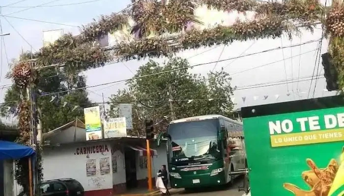 Flecha Roja Xalatlaco S.a De C.v. - Xalatlaco