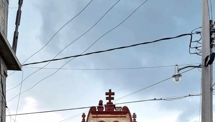 Iglesia San Lorenzo Huehuetitlan -  Abierto Ahora - Santiago Tianguistenco de Galeana