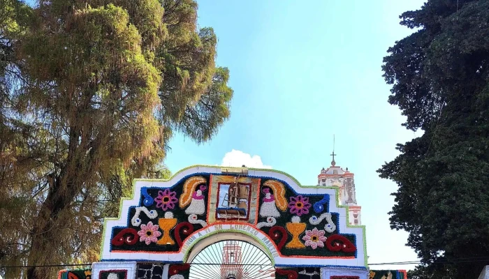 Iglesia San Lorenzo Huehuetitlan -  Videos - Santiago Tianguistenco de Galeana