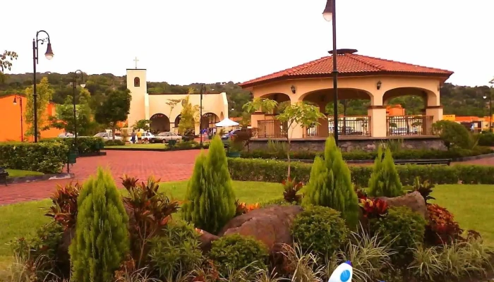 La campiña, Tetecalita, Morelos, México - Mor