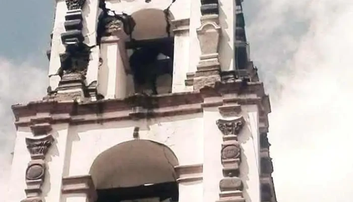 La Capital Del Jugo -  Edificio - Santiago Tianguistenco de Galeana
