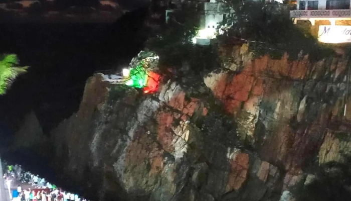 La Quebrada -  Videos - Cuautitlán Izcalli