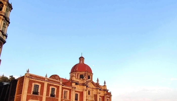 La Villa Y Basilica Instagram - Ciudad de México