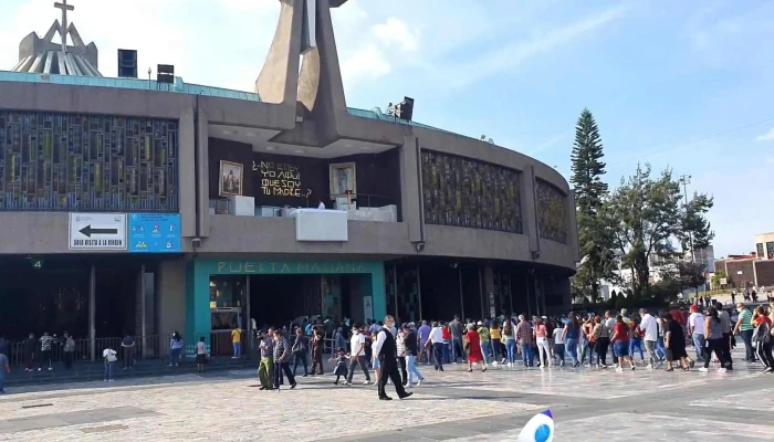 La Villa Y Basilica Videos - Ciudad de México