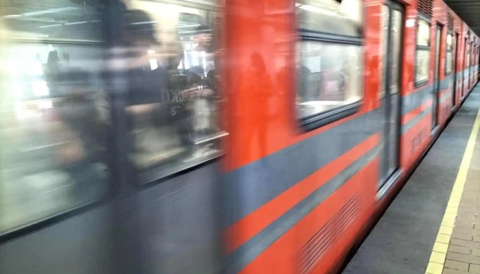 Lindavista -  Parada De Tren Subterraneo - Ciudad de México