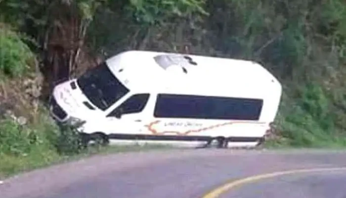 Lineas Unidas Miahuatecos   Serpevass Autobus - Santa Lucía Ocotlán