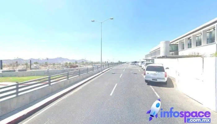 Male Bathroom - Los Cabos International Airport Road