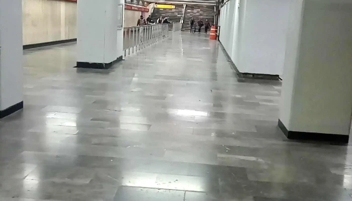 Metro Martin Carrera L6 Direccion - Gustavo A. Madero, Ciudad de México