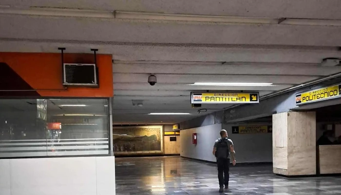 Metro Terminal Aerea Telefono - Venustiano Carranza, Ciudad de México