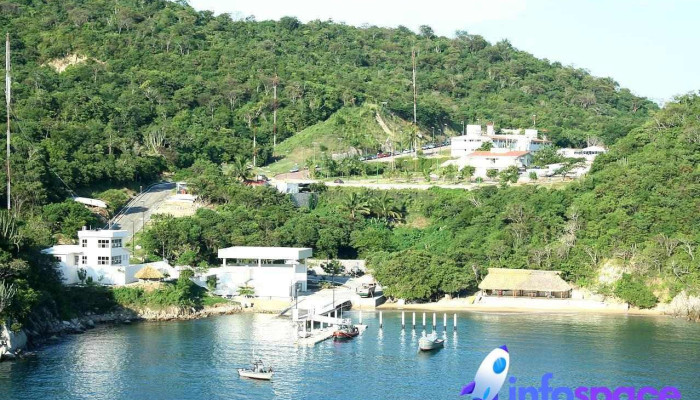 Muelle De Santa Cruz Huatulco Bote - México
