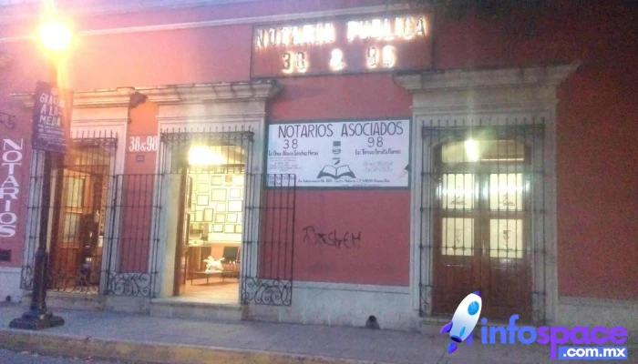 Notarios Publicos Asociados 38 Y 98 Exterior - Oaxaca de Juárez
