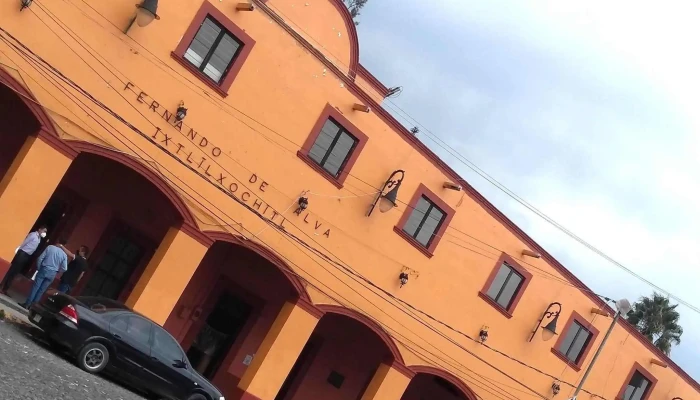 Palacio Municipal Villa De Hueypoxtla -  Direccion - Hueypoxtla