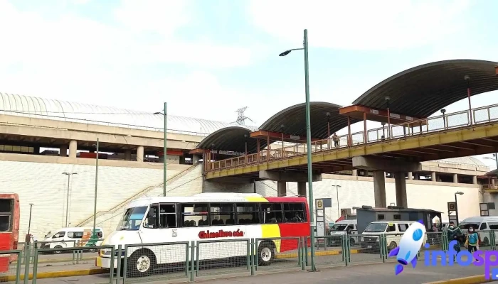 Paradero La Paz -  Autobus - Los Reyes Acaquilpan