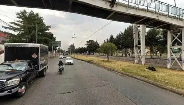 Puente Peatonal A La Altura De Nestle -  Direcciondeg - Santa Ana Tlapaltitlán