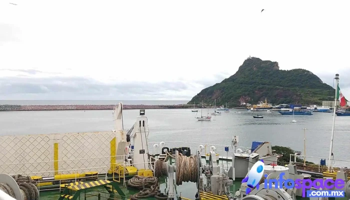 Puerto De Mazatlan -  Bote - Mazatlán
