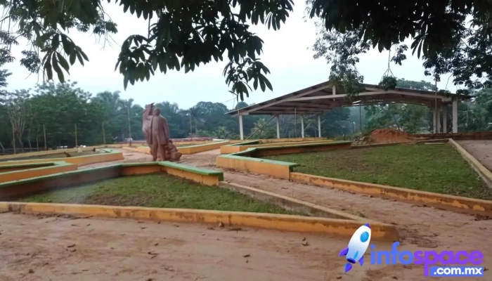 San Benito El Encinal -  Exterior - Loma Bonita