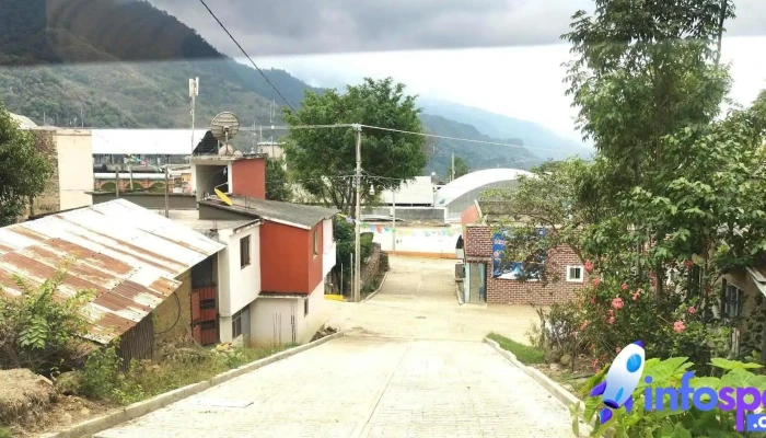 Santiago Nuyoo Montana - Santiago Nuyoó