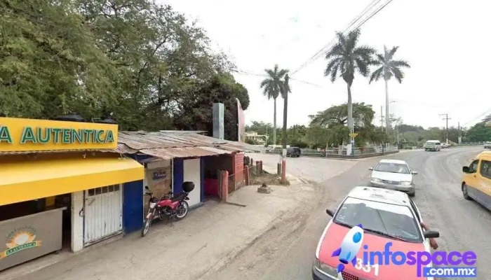Tantoyuca , terminal - Poza Azul