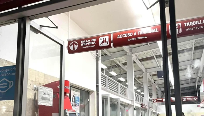 Terminal Autobuses Ado Zaragoza -  Opiniones - Zaragoza