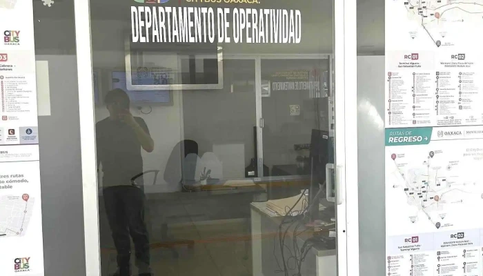 Terminal Binnibus Pueblo Nuevo Publicidad - San Jacinto Amilpas