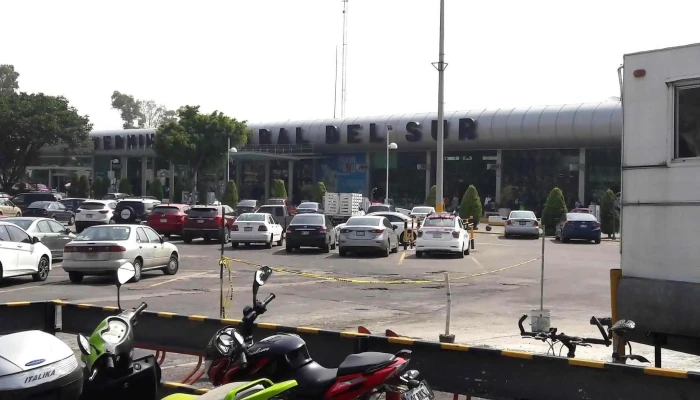 Terminal Central Del Sur -  Abierto Ahora - Coyoacán, Ciudad de México