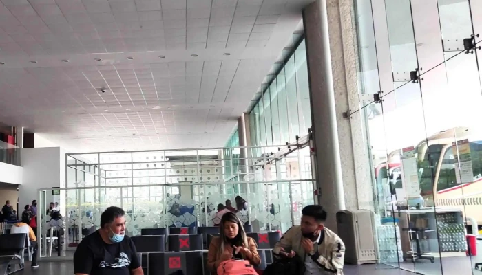 Terminal De Autobuses Del Aeropuerto Internacional De La Ciudad De Mexico T2 Comentarios - Venustiano Carranza, Ciudad de México