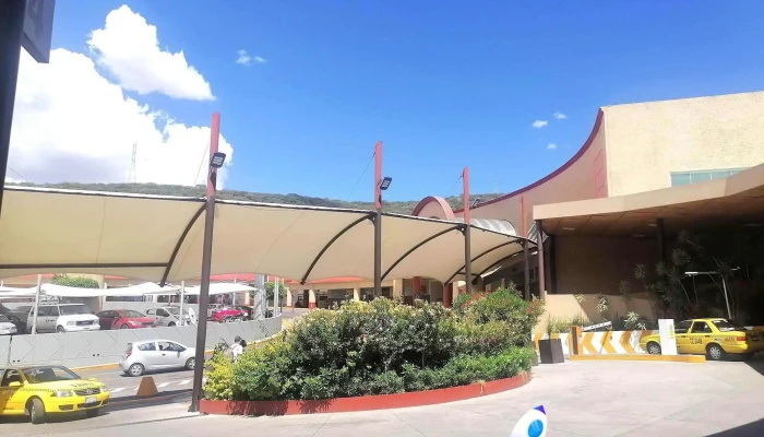 Terminal De Autobuses Queretaro Automovil - Santiago de Querétaro