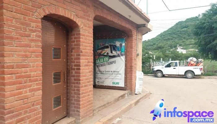 Terminal de Autobuses Sur - El Paraiso